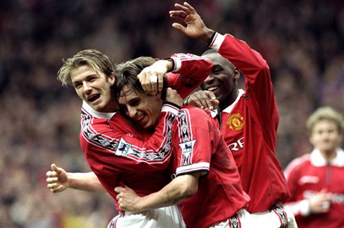 场上始终占 场上始终占